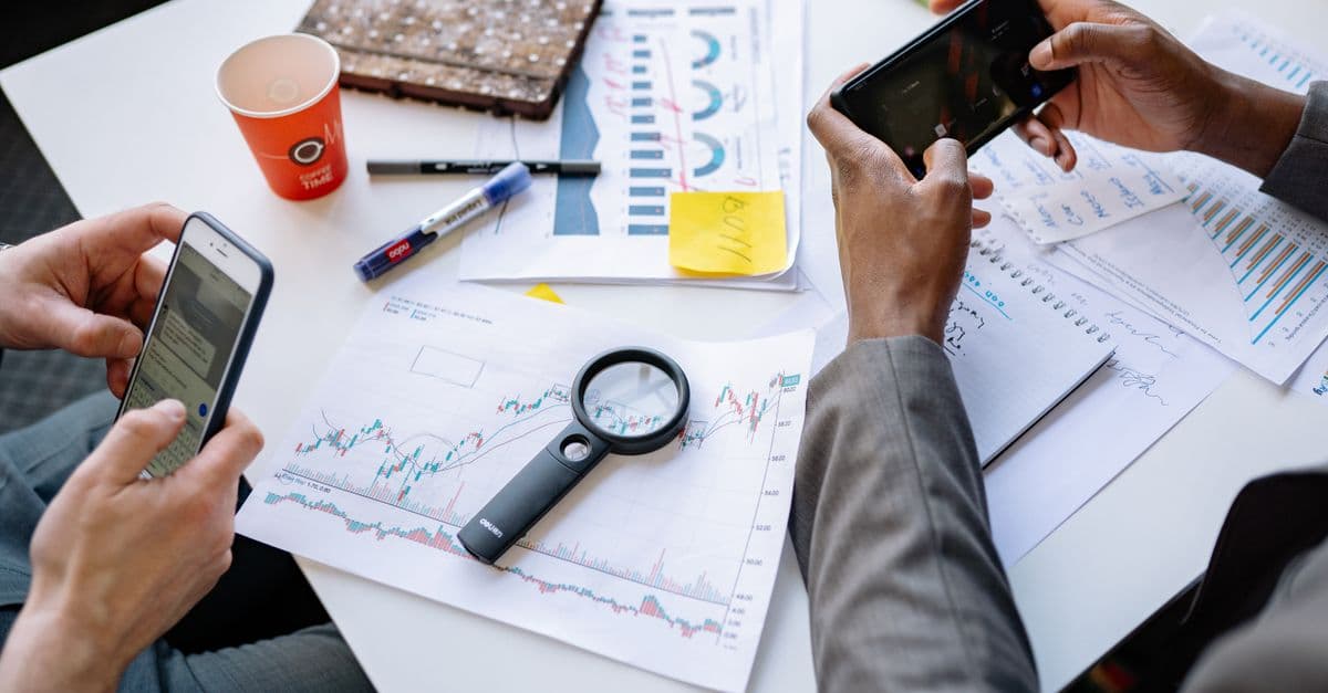 Competitor Spy & Market Gap Finder