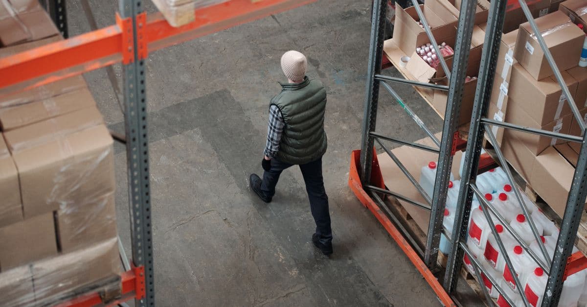 Distribution Center Operations Analysis & Optimization