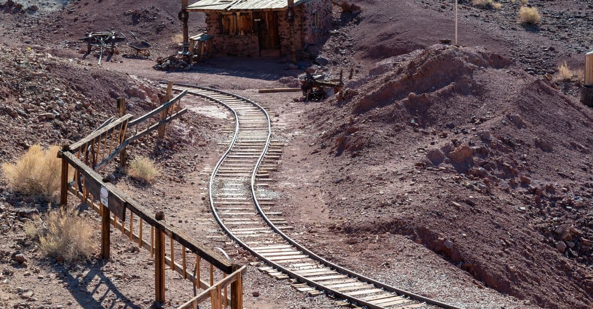 EM Survey Interpreter for Mining Exploration