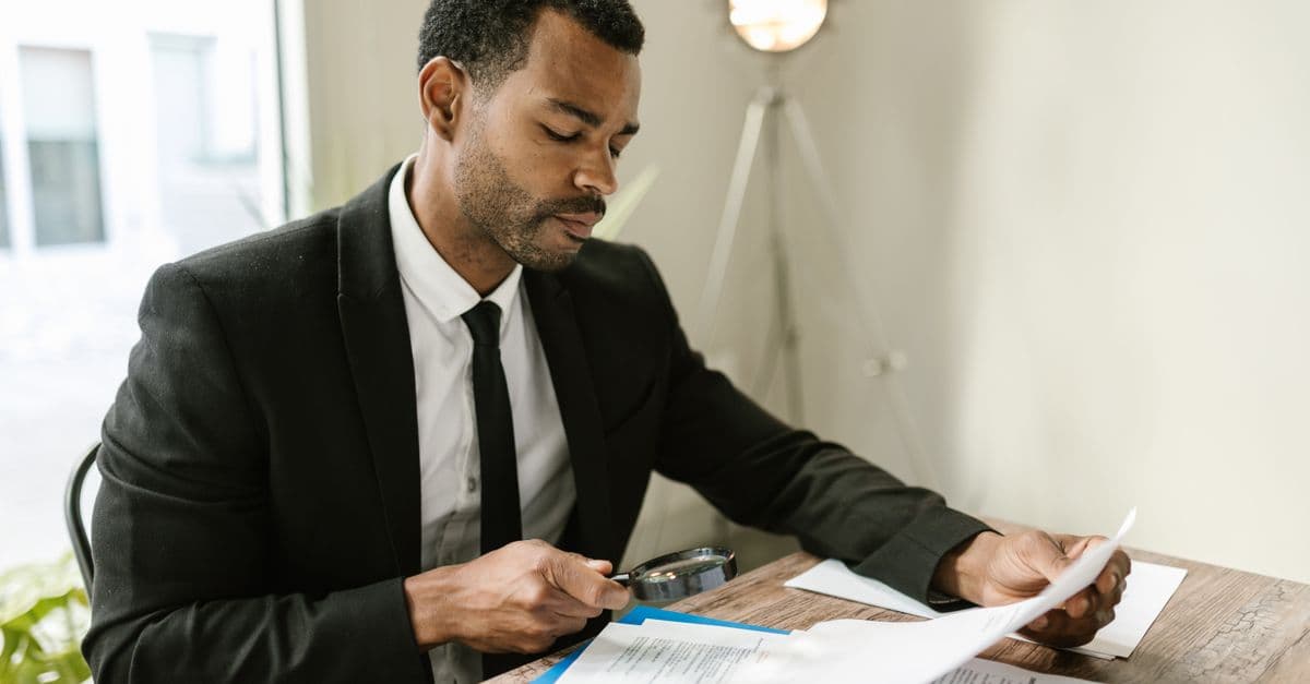 Employment Law Compliance Auditor