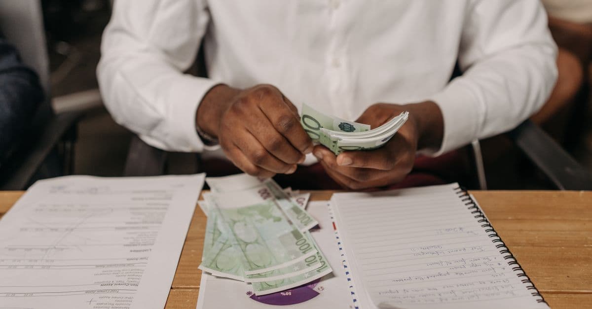 Endowment Spending Policy Analyzer