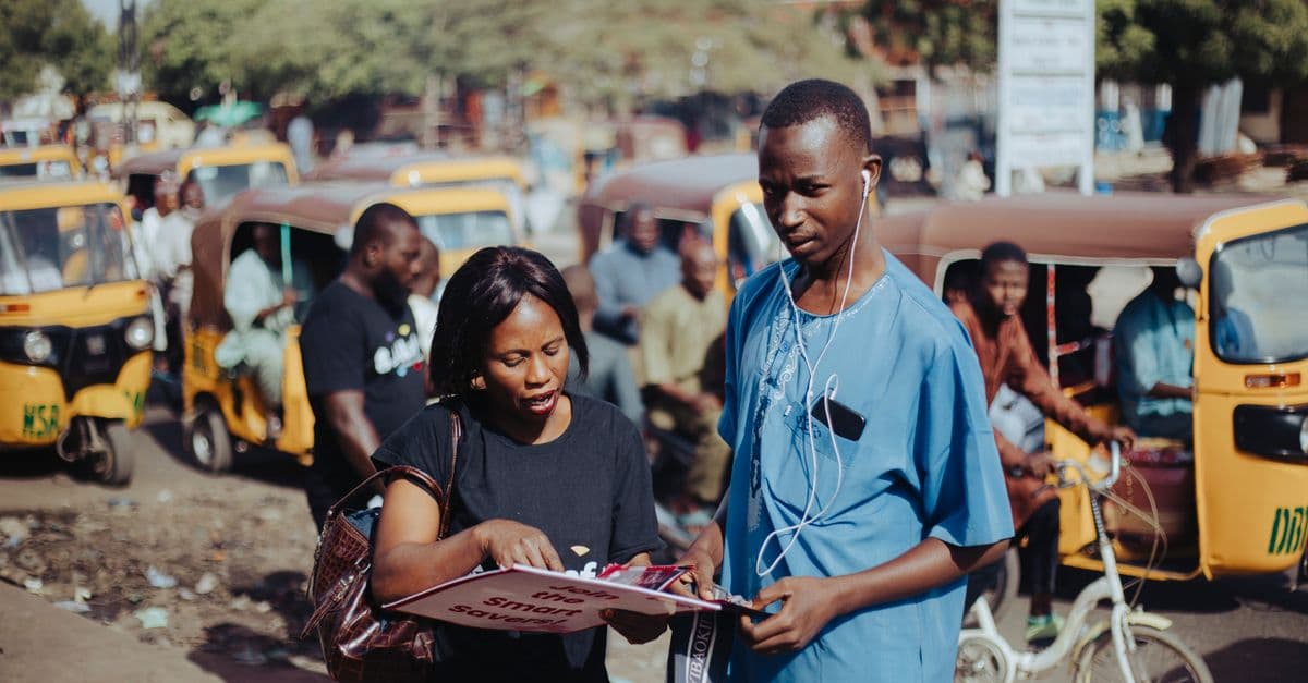 Ethnographic Insight Synthesis for Design Research
