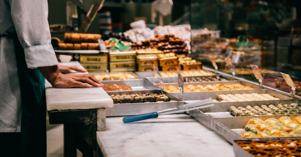 Food & Beverage Cost Analysis & Variance Reporting
