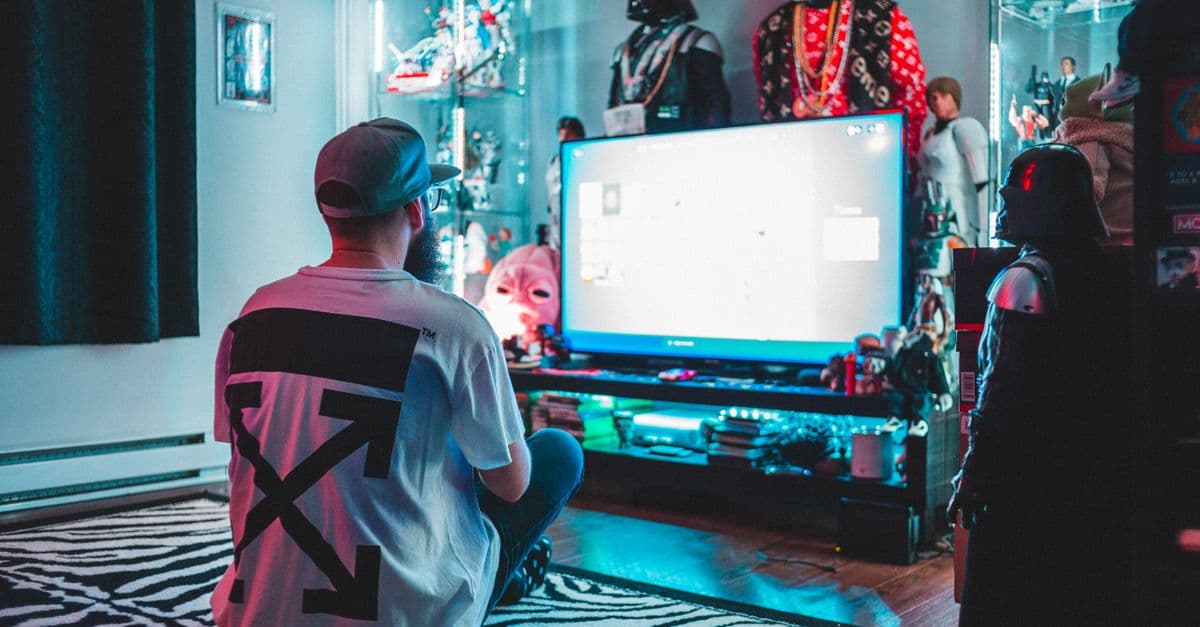 Gaming Social Media Sentiment Analyzer & Response Strategist
