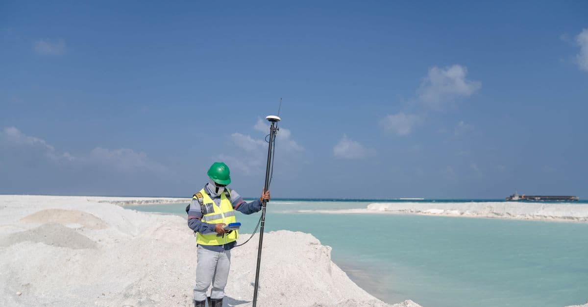 Hull Survey Assistant