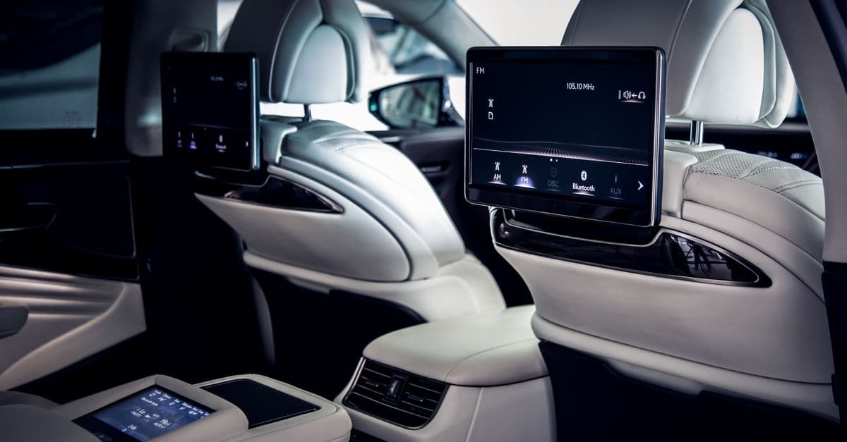 Infotainment Feature Requirements Architect