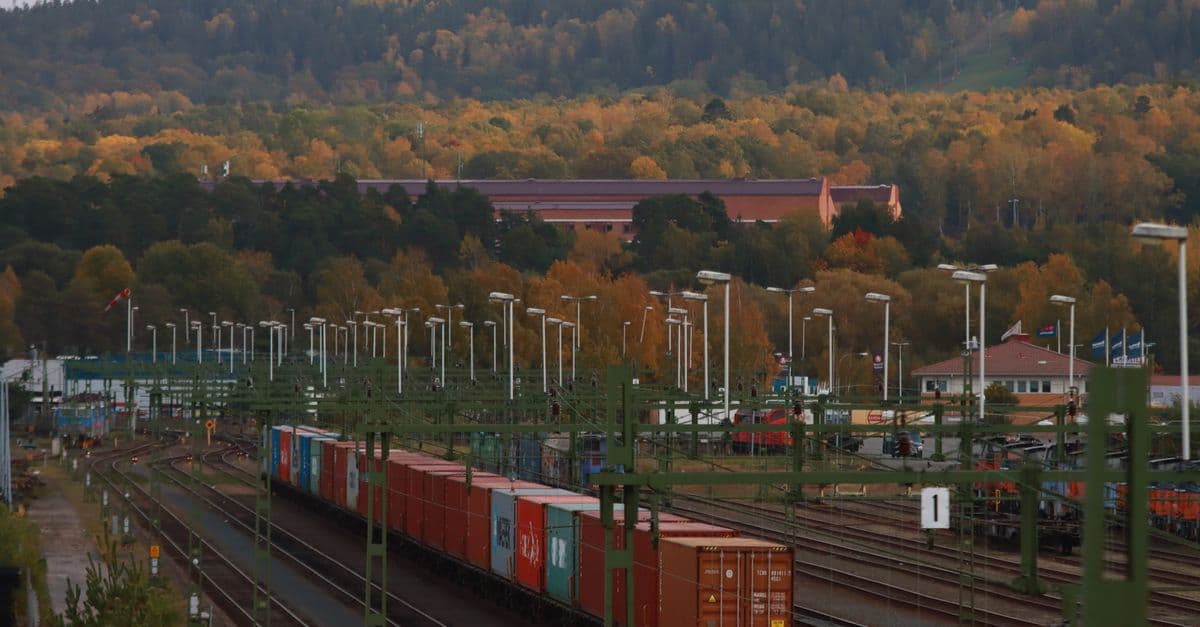 Intermodal Yard Optimization and Conflict Resolution