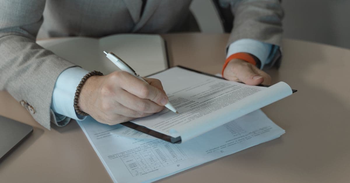 Investor Visa Case Analyzer