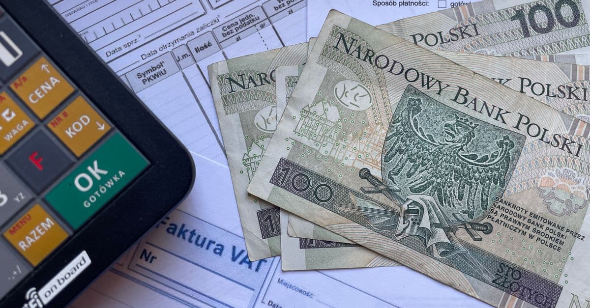 Invoice & Payment Collection Enforcer