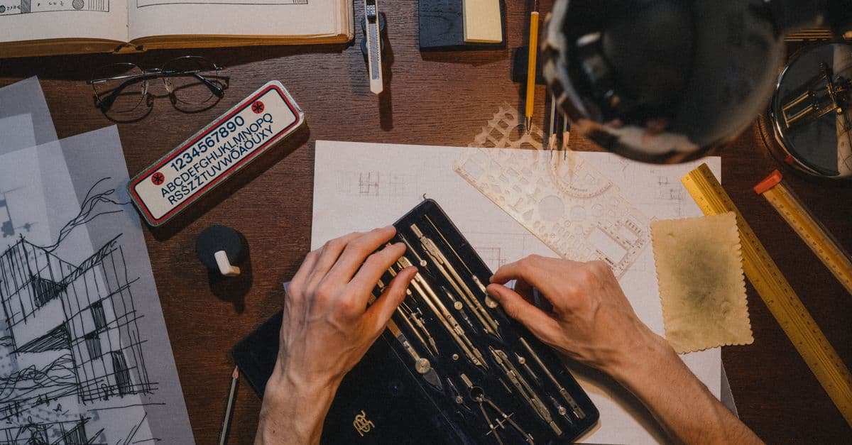 Knowledge Graph Architect