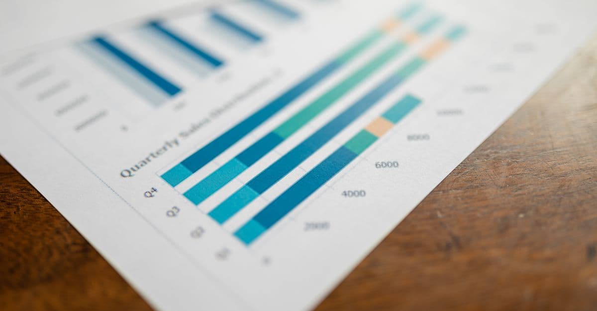 Mid-Market Deal Intelligence & Multi-Threading Strategy