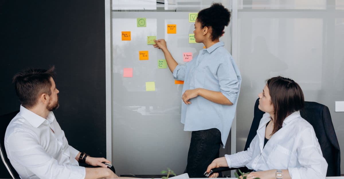 Organizational Change Intervention Designer