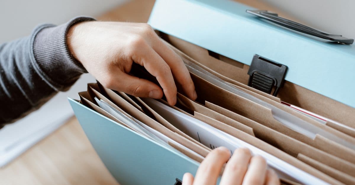 Regulatory Filing Compliance Analyzer