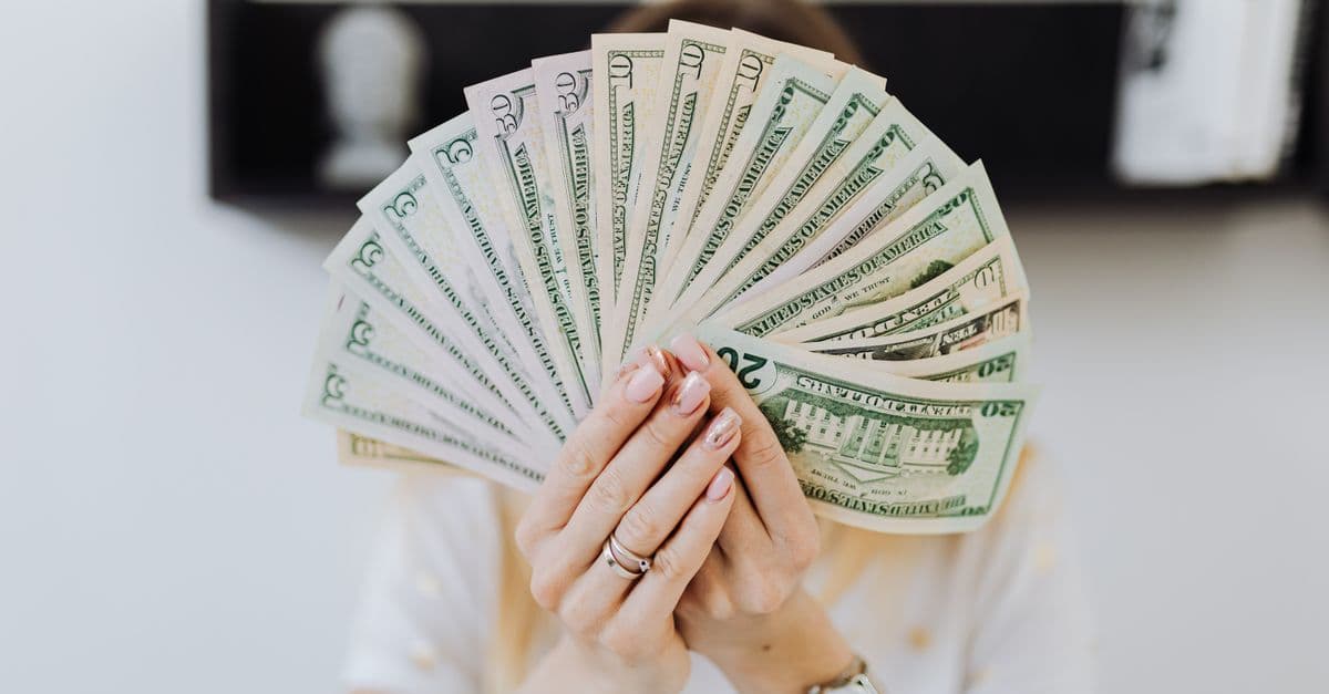 Salary Scripts: Craft Confident Compensation Negotiations
