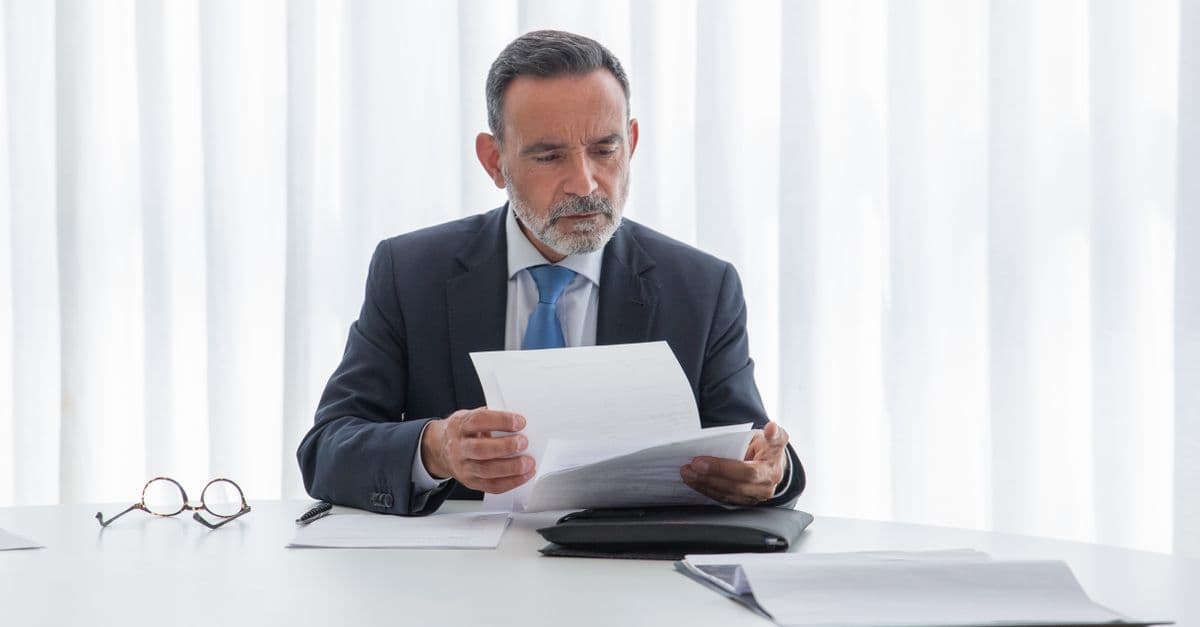 Shareholder Communication Strategist