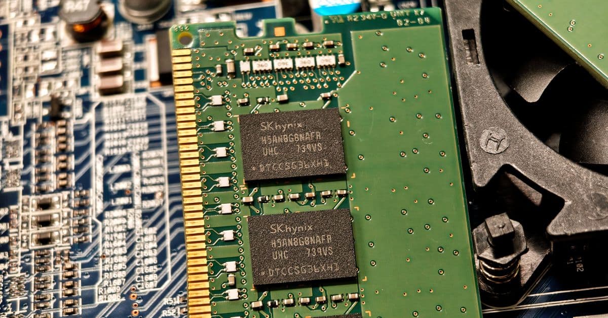 skill-competitive-intel-synthesis