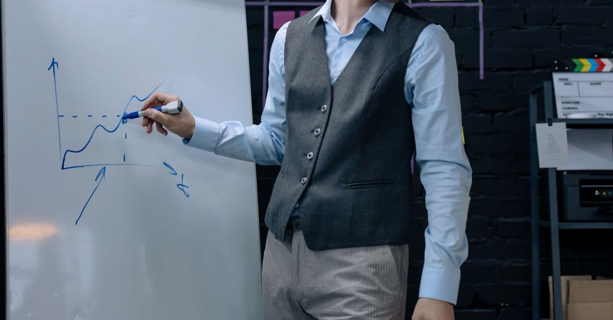 Technical Training Curriculum Designer