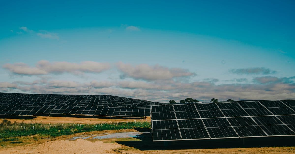 Utility-Scale Solar Performance Analyzer