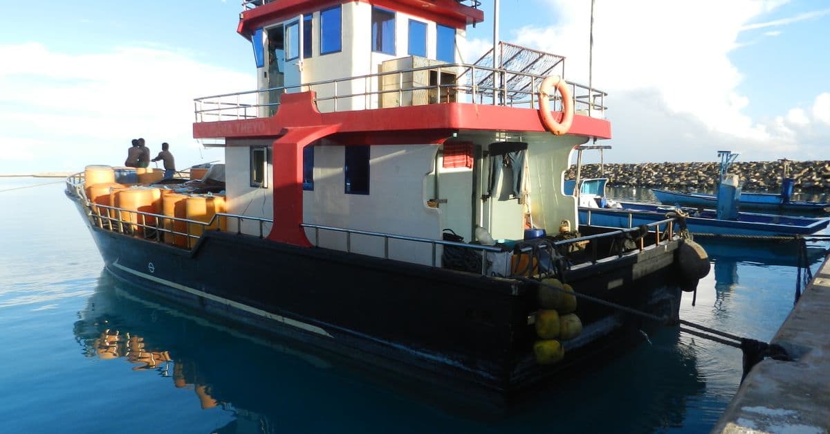 Vessel Sale & Purchase Deal Analysis & Structuring