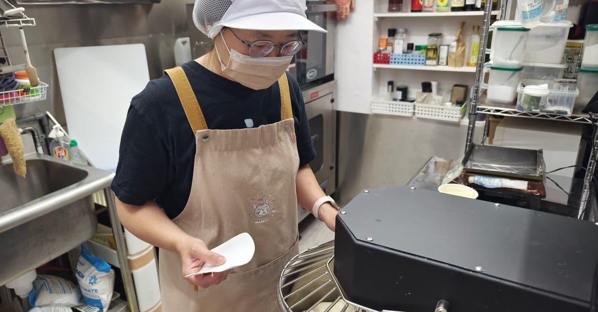 Kitchen Operations & Recipe Standardization for Sous Chefs