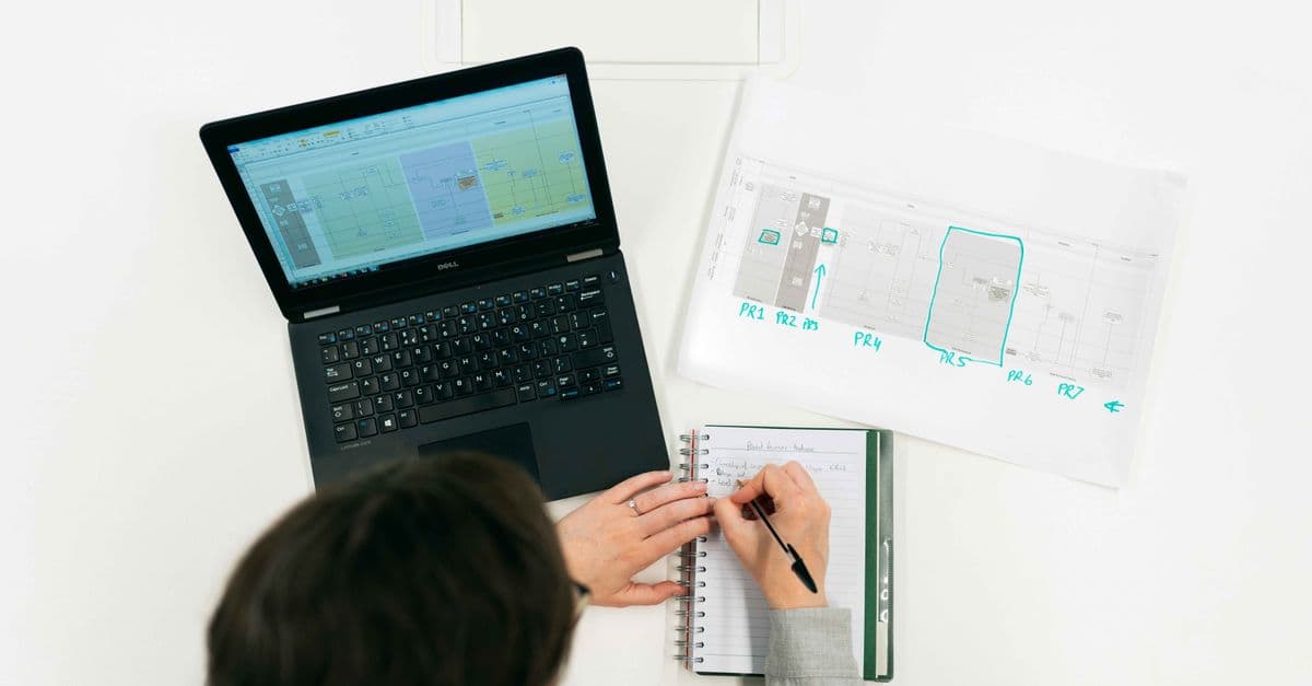 Layout Analysis & Optimization Assistant