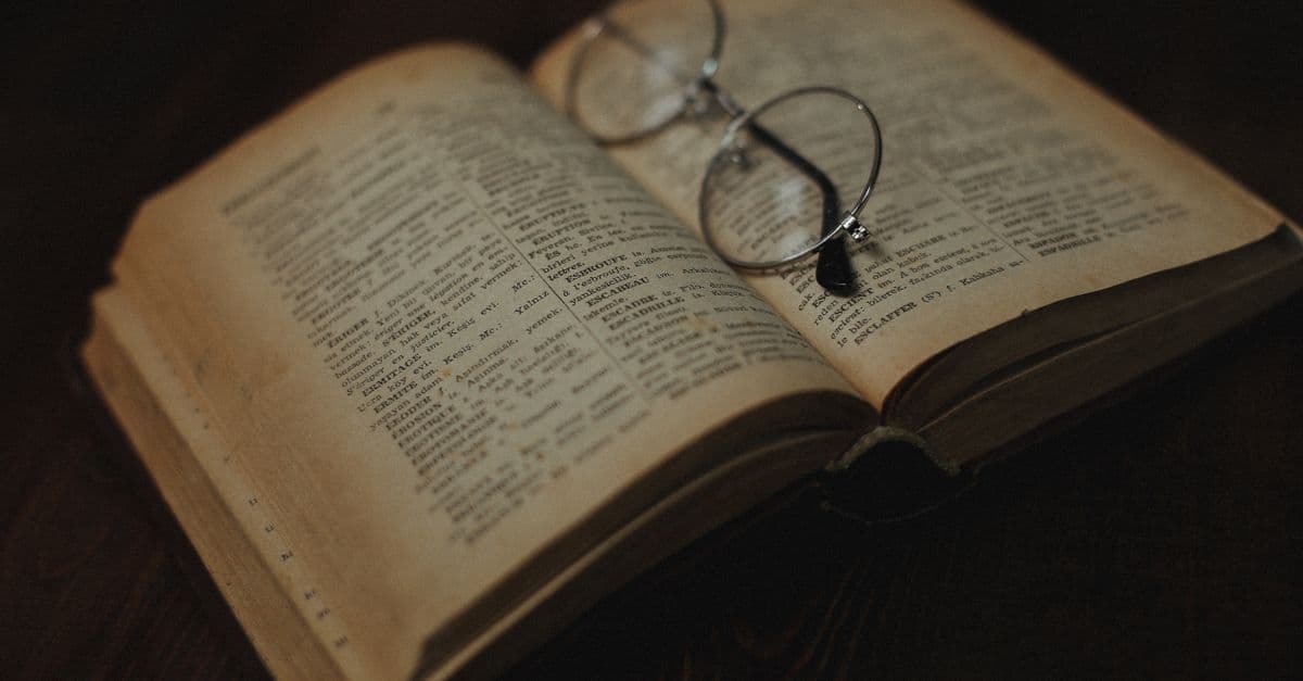 Localization Context Translator