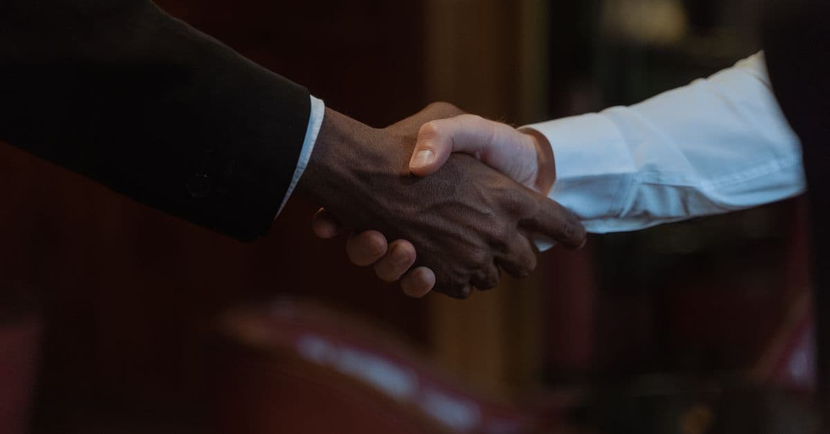 Sales Pipeline Forecasting & Deal Probability Analysis